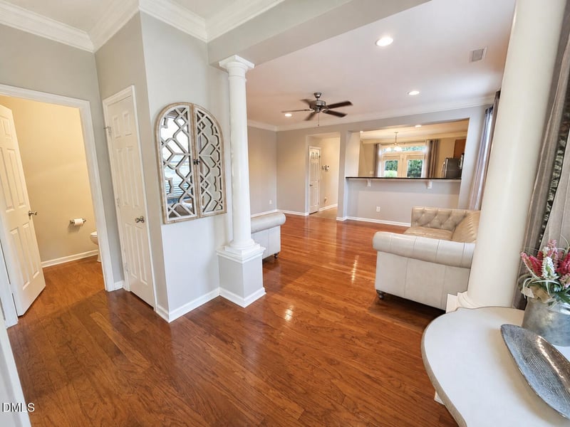 2010 Rapid Falls Rd, Cary, NC 27519