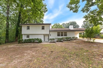 2010 Summerdale Dr, Raleigh, NC 27604