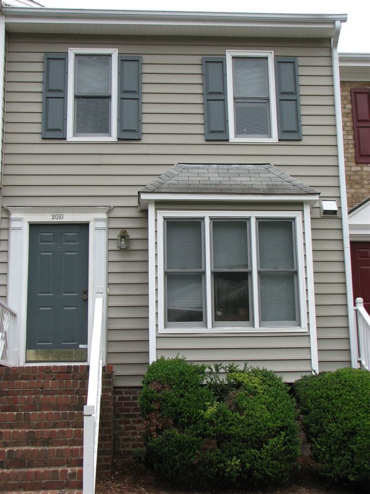 2010 Trexler Ct, Raleigh, NC 27606