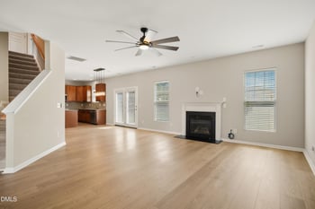 2010 Woodsdale Dr, Durham, NC 27703