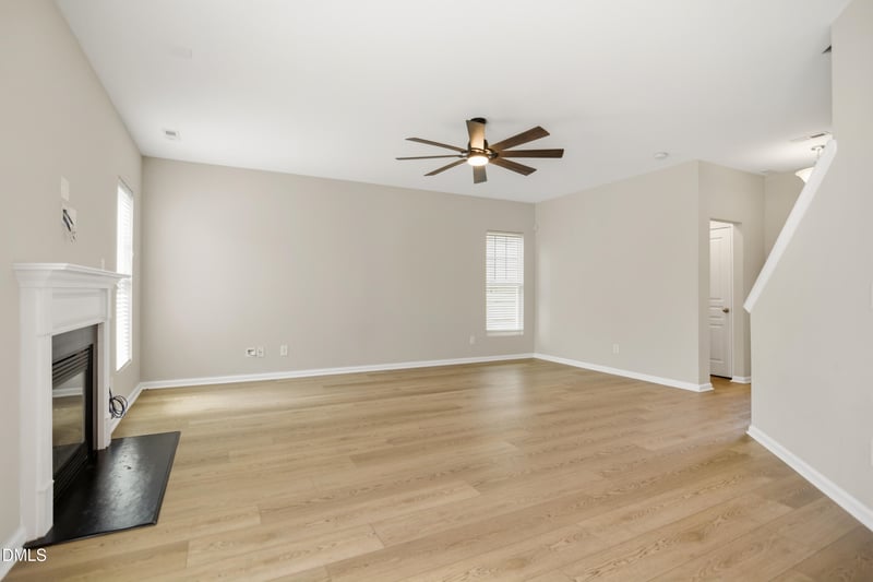 2010 Woodsdale Dr, Durham, NC 27703