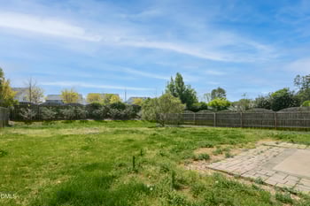 2010 Woodsdale Dr, Durham, NC 27703