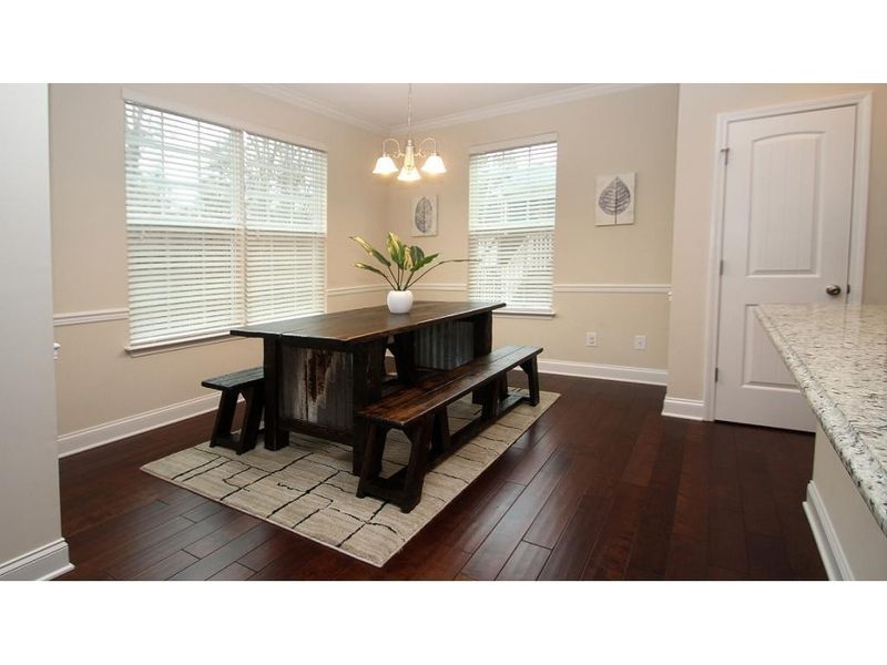 2011 Glenkirk Dr, Burlington, NC 27215