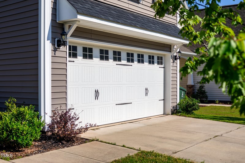 2011 Magnolia Tree Ln, Durham, NC 27703