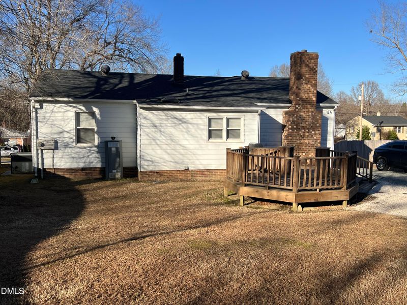 2012 N Ashland Dr, Burlington, NC 27217