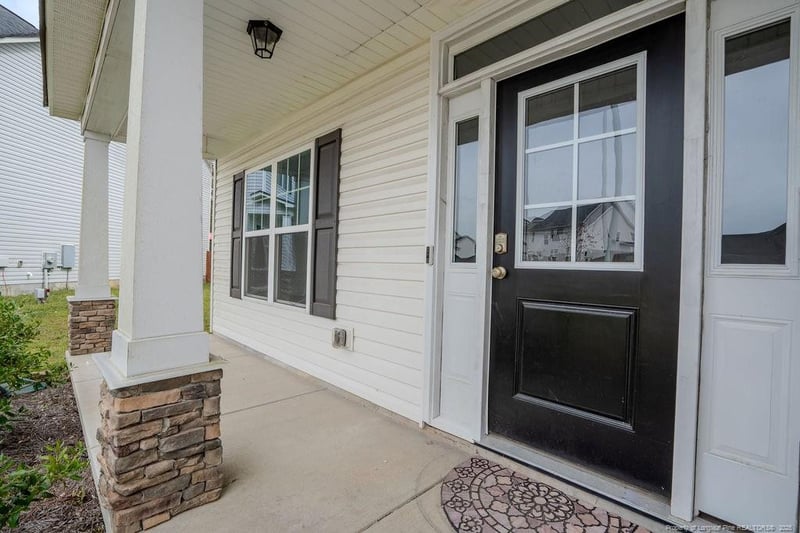 2012 Cason Creek Dr, Fayetteville, NC 28306