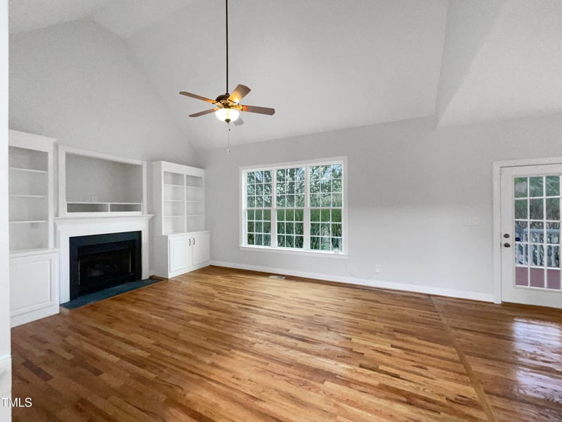 2012 Castana Ct, Willow Springs, NC 27592