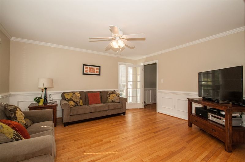 2012 Corberrie Ln, Raleigh, NC 27613