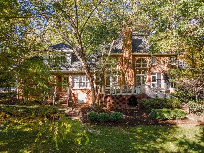 2012 Inverness Ct, Raleigh, NC 27615