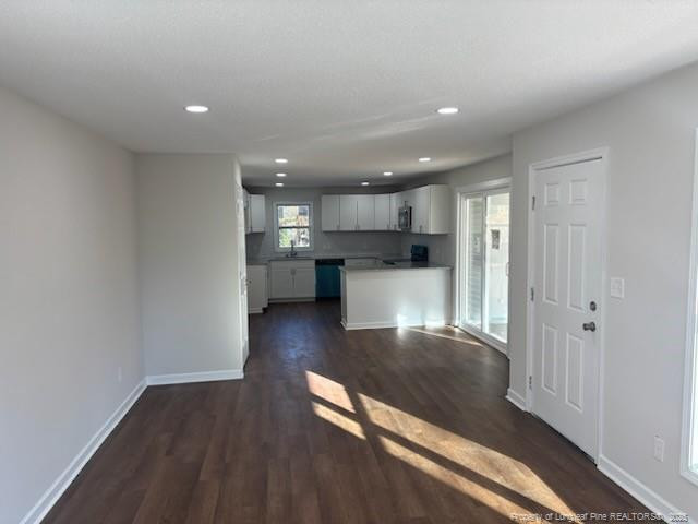 2012 Ironwood Dr, Fayetteville, NC 28304