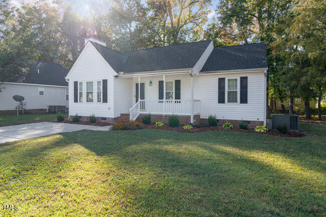 2012 Lake Trout Ln, Raleigh, NC 27610