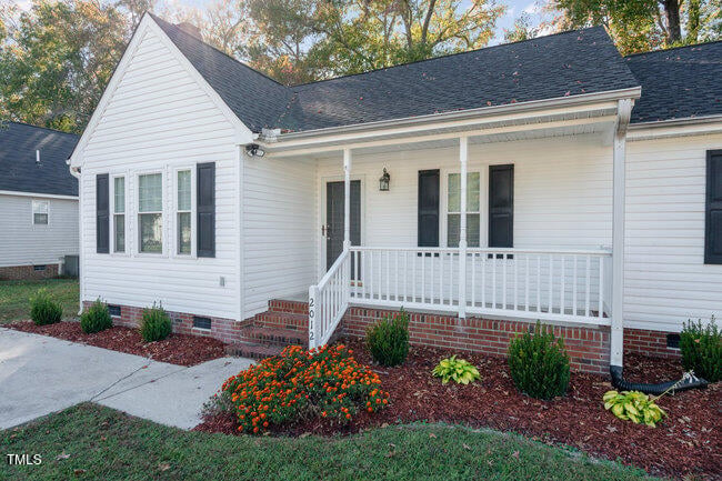 2012 Lake Trout Ln, Raleigh, NC 27610