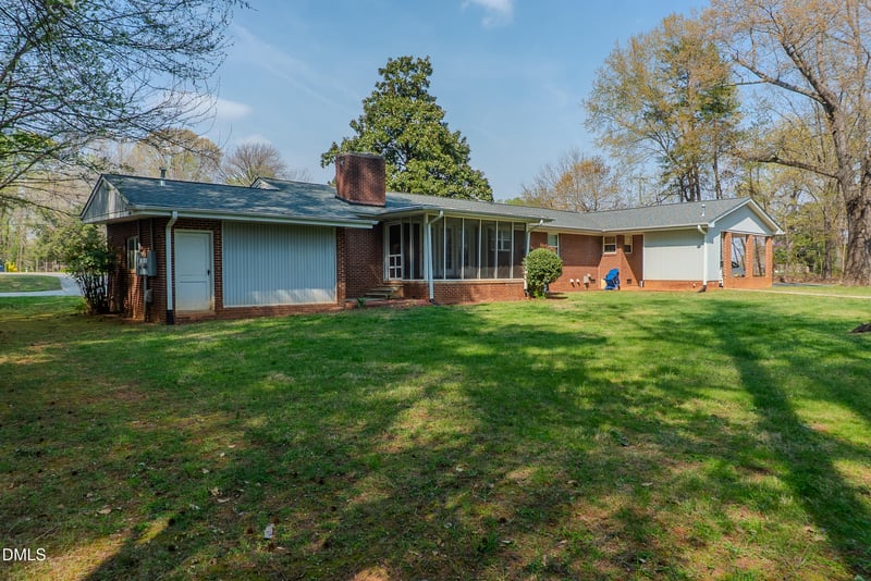 2012 S Mebane St #104, Burlington, NC 27215