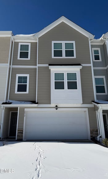 2012 Sandwood Loch Dr, Durham, NC 27703