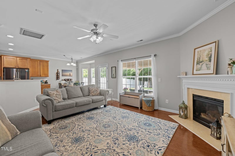 2012 Sterling Hill Dr, Fuquay Varina, NC 27526