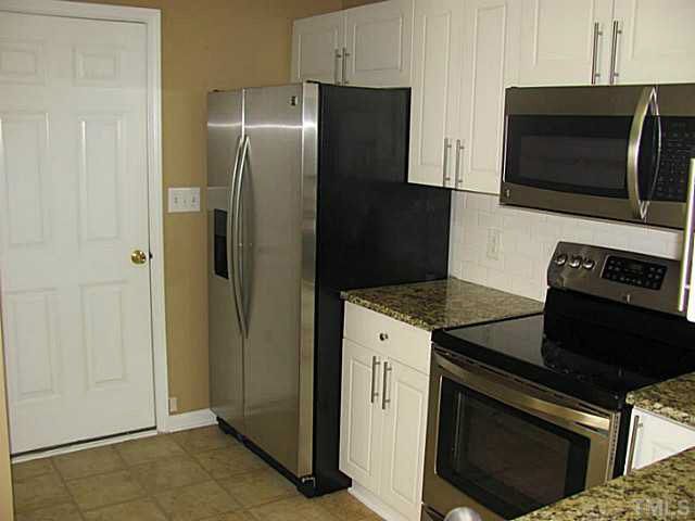 2012 Thornblade Dr, Raleigh, NC 27604