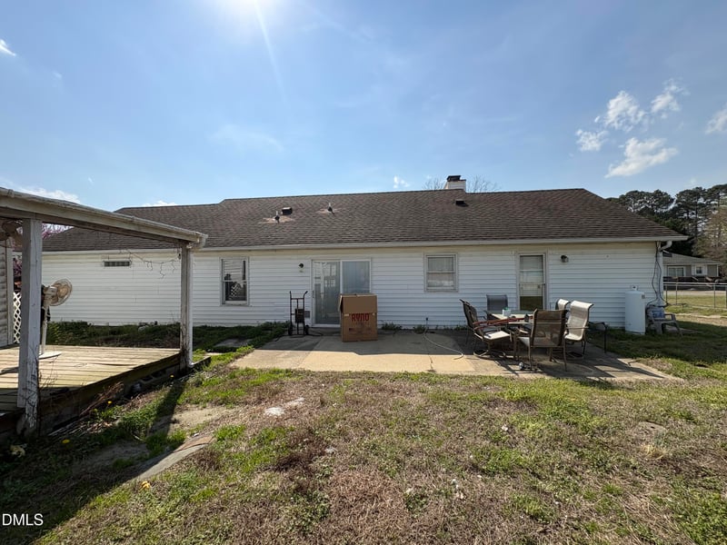 2012 White Memorial Church Rd, Willow Springs, NC 27592