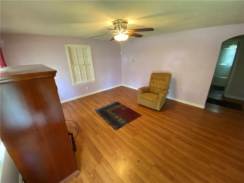 2013 N Ashland Dr, Burlington, NC 27217