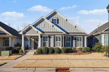 2013 Big Falls Dr, Wendell, NC 27591