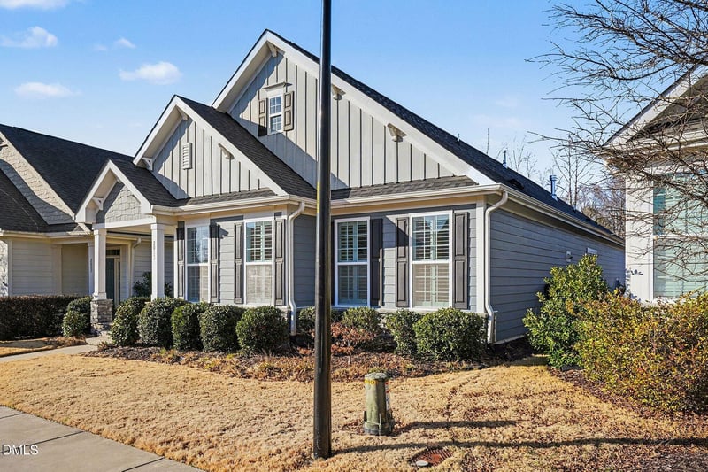 2013 Big Falls Dr, Wendell, NC 27591