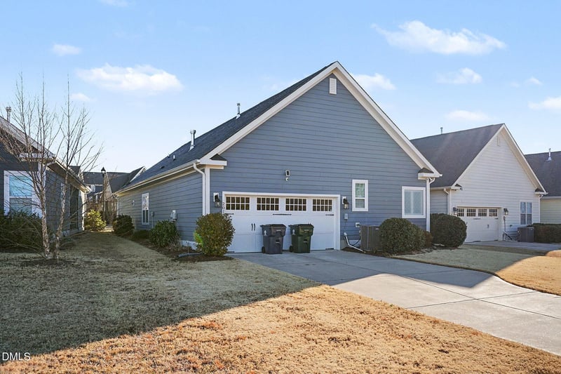 2013 Big Falls Dr, Wendell, NC 27591