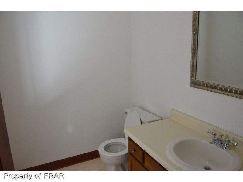 2013 Dockside Dr, Fayetteville, NC 28304