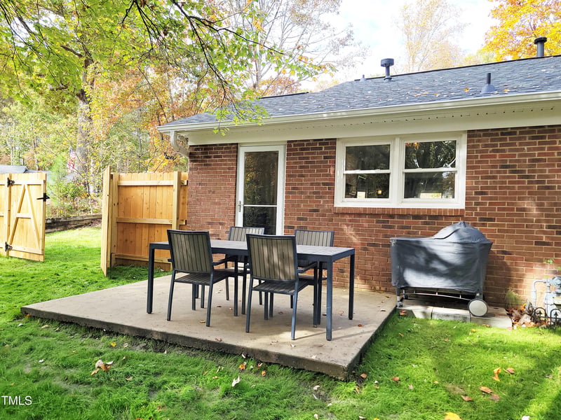 2013 Ford Gates Dr, Garner, NC 27529