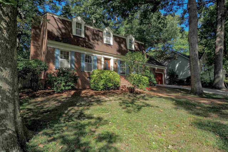 2013 Myron Dr, Raleigh, NC 27607