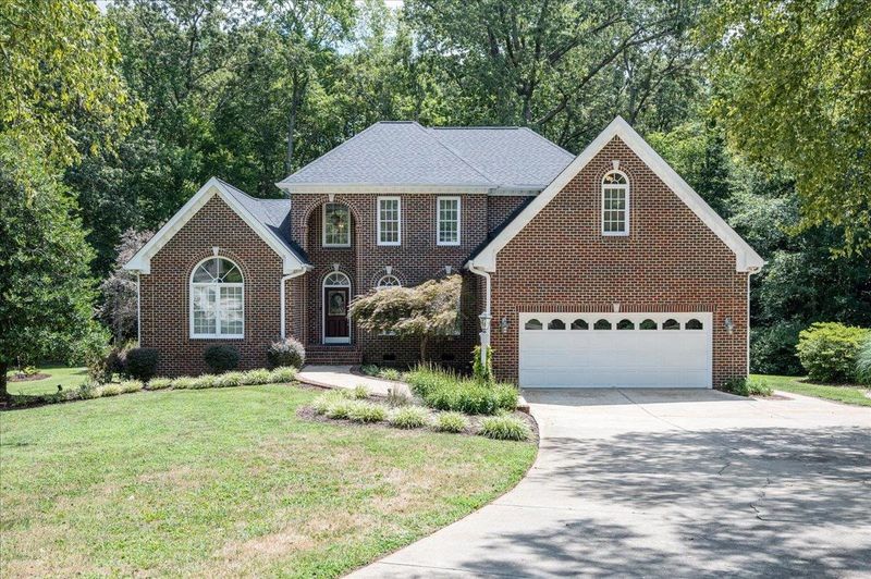 2013 Navan Ln, Garner, NC 27529