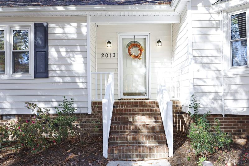 2013 Quail Forest Dr, Raleigh, NC 27609