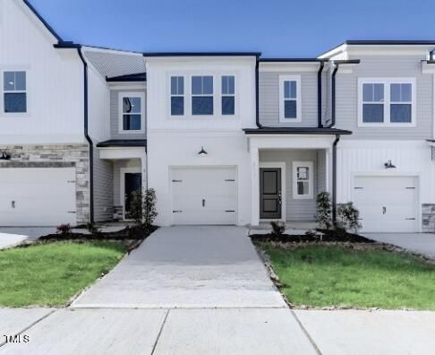 2013 Regal Dr #95, Durham, NC 27703