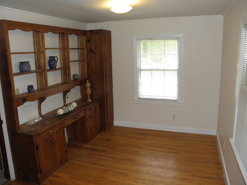 2013 Sutphin Dr, Sanford, NC 27330