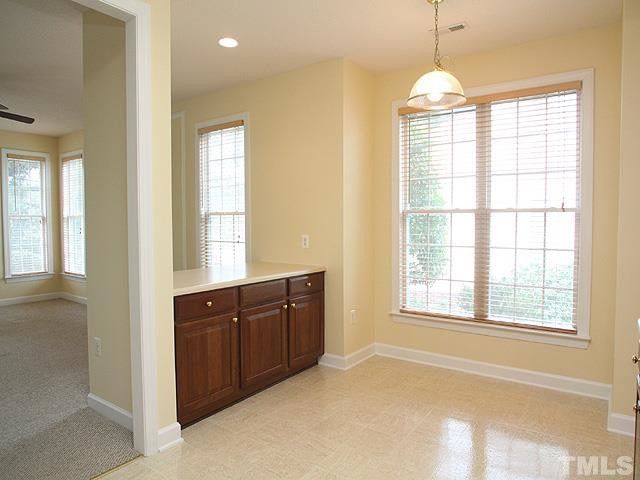 2014 Heritage Pines Dr, Cary, NC 27519