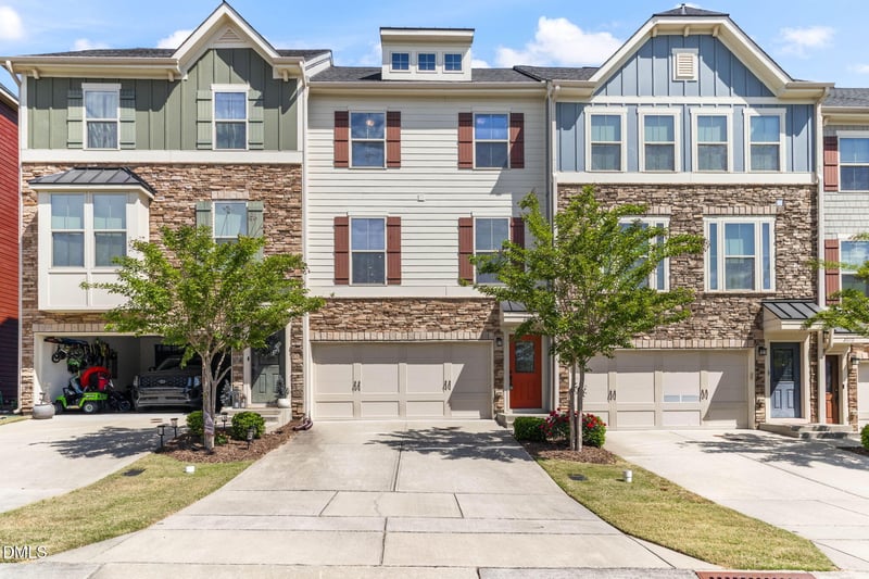 2014 Whitesmith Dr, Apex, NC 27502