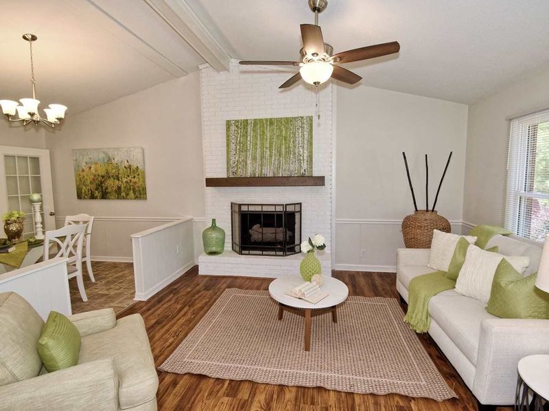 2015 Cardinal Acres Rd, Clayton, NC 27520