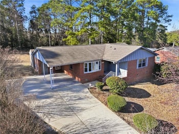 2015 Corrinna St, Fayetteville, NC 28301