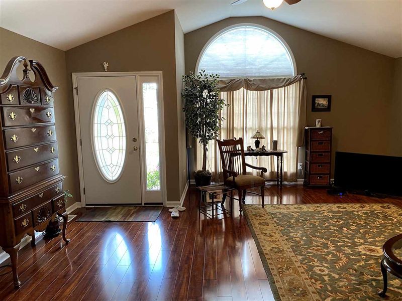 2015 Harrison Ct, Creedmoor, NC 27522
