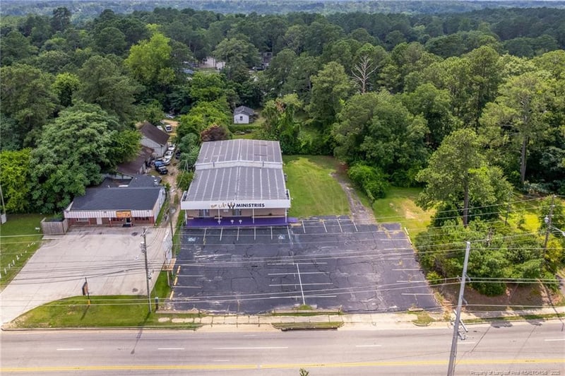 2015 Murchison Rd, Fayetteville, NC 28301