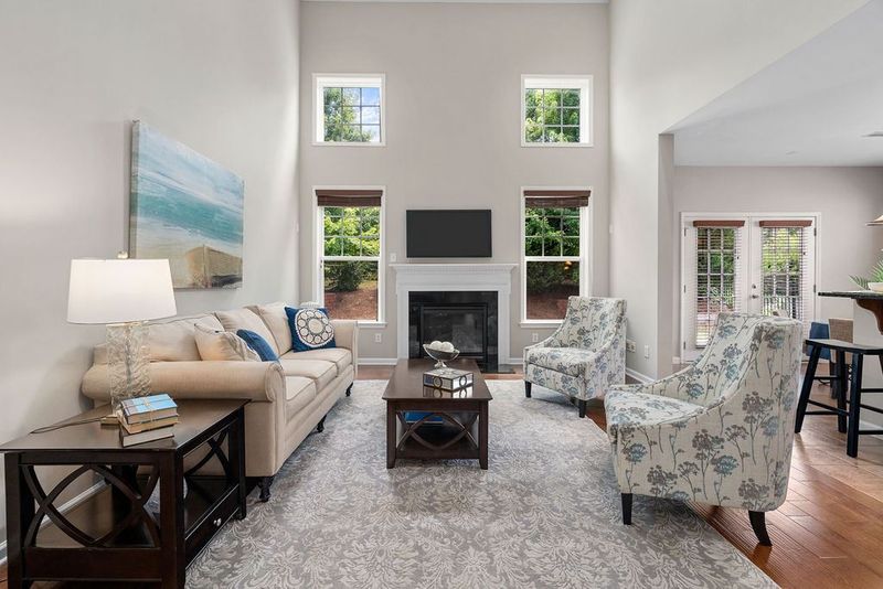 2015 Ollivander Dr, Cary, NC 27519