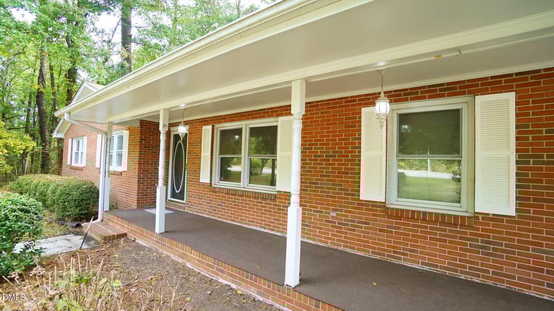 2015 Piney Plains Rd, Cary, NC 27518