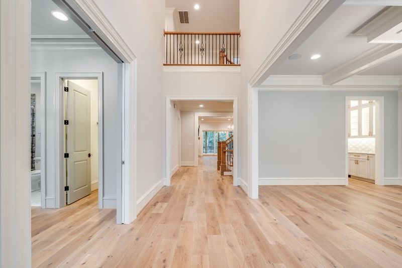 2015 Reaves Dr, Raleigh, NC 27608