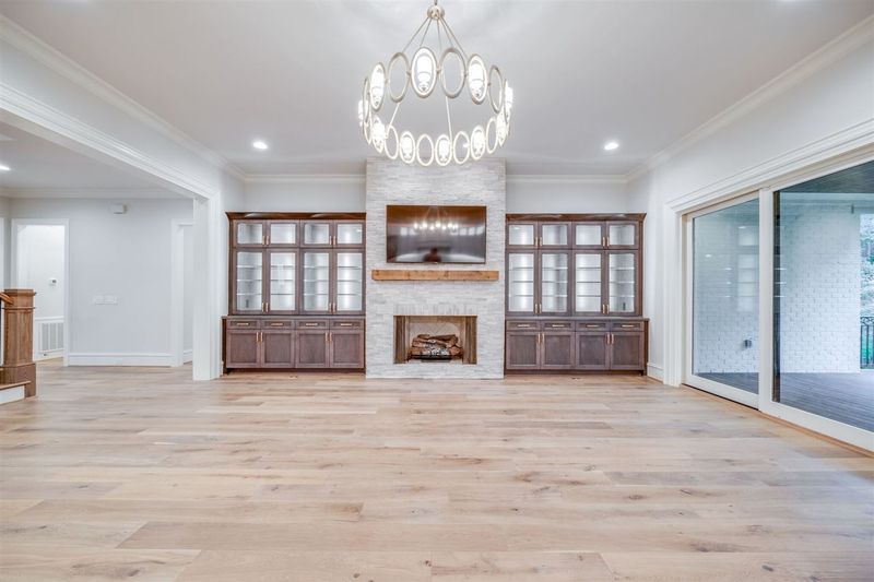 2015 Reaves Dr, Raleigh, NC 27608