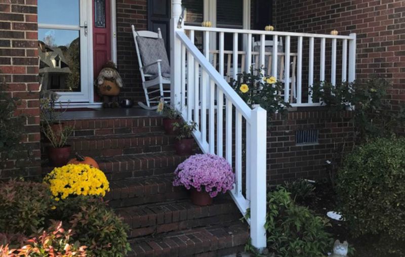 2015 Royce Dr, Mebane, NC 27302