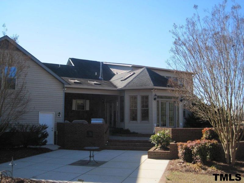 2015 Wheeler Dr, Angier, NC 27501