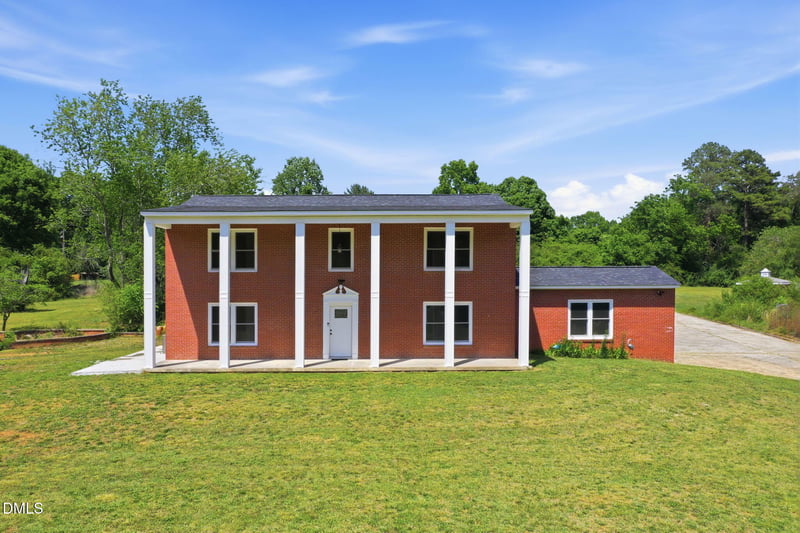 2016 Haw River Hopedale Rd, Burlington, NC 27217