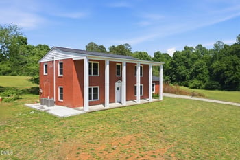 2016 Haw River Hopedale Rd, Burlington, NC 27217