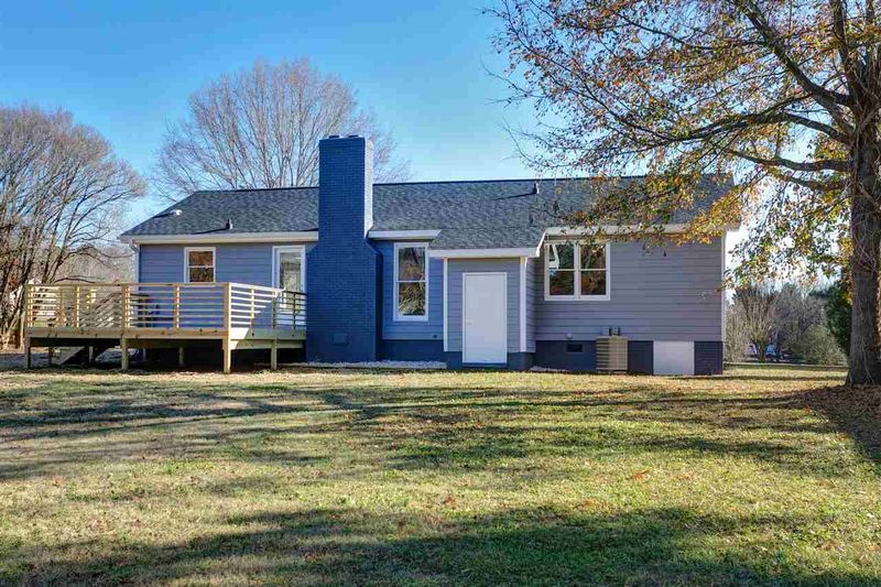 2016 Howson Rd, Raleigh, NC 27603