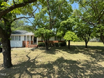 2016 Ireland Dr, Fayetteville, NC 28306