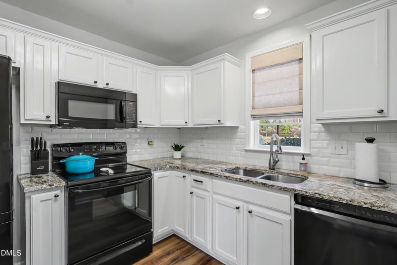 2016 Kedvale Ave, Raleigh, NC 27617