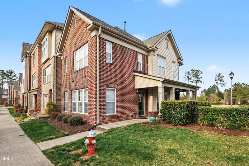 2016 Kedvale Ave, Raleigh, NC 27617